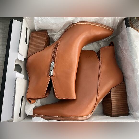 NINE WEST Women's Birds Block Heel Booties - Picture 9 of 10